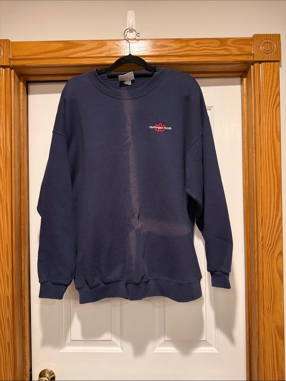 Lee Men's Dark Navy Crewneck Sweatshirt with Small Red Embroidered Logo